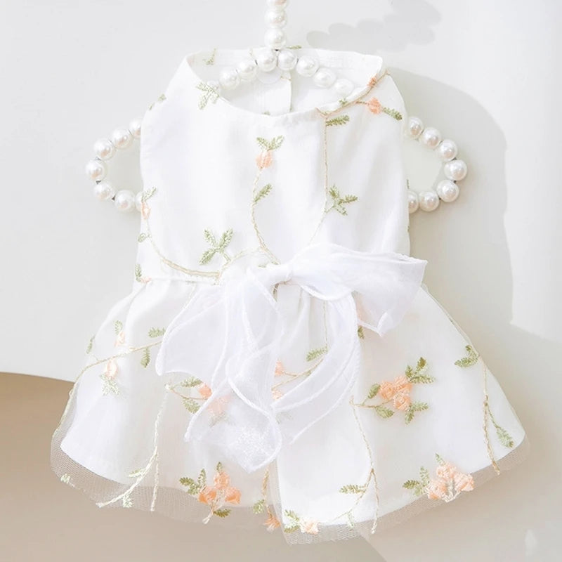 Luxury Dog Clothes Dog Sunflower Dress Summer Dog Costumes Pet Bow Lace Dog Skirt Chihuahua Bichon Kitten Apparel Puppy Clothing