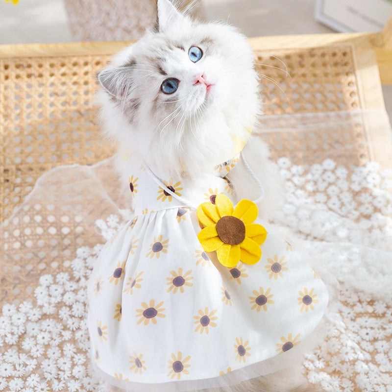 Luxury Dog Clothes Dog Sunflower Dress Summer Dog Costumes Pet Bow Lace Dog Skirt Chihuahua Bichon Kitten Apparel Puppy Clothing